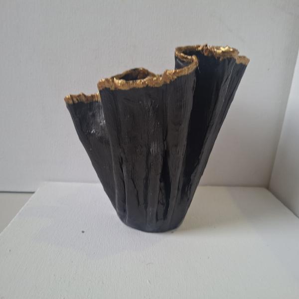 gypsum vase